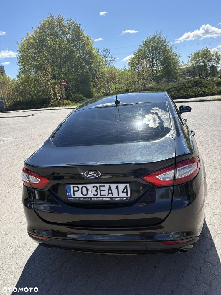 Ford Fusion - 15