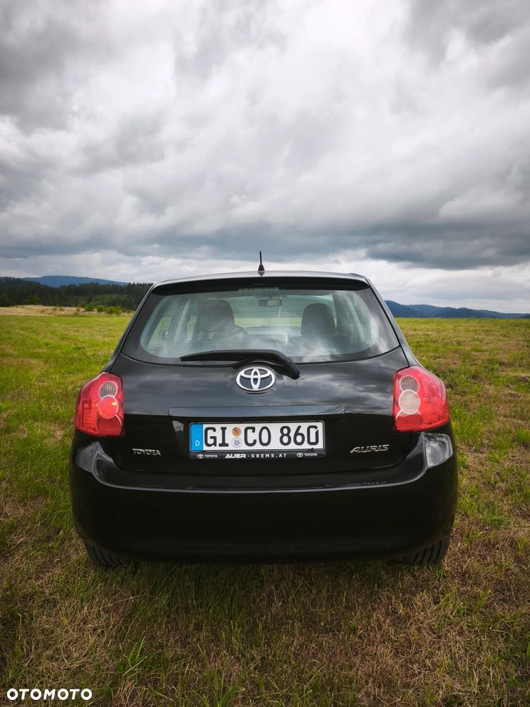 Toyota Auris 1.4 D-4D - 4
