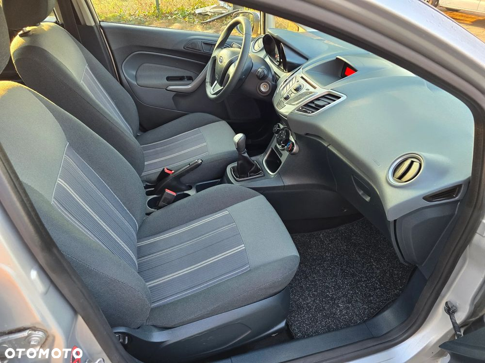 Ford Fiesta 1.25 Trend - 17