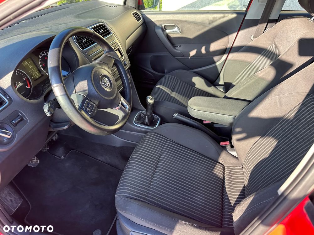 Volkswagen Polo 1.6 TDI Blue Motion Technology Comfortline - 10