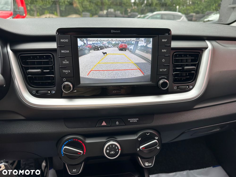 Kia Stonic 1.4 L - 12
