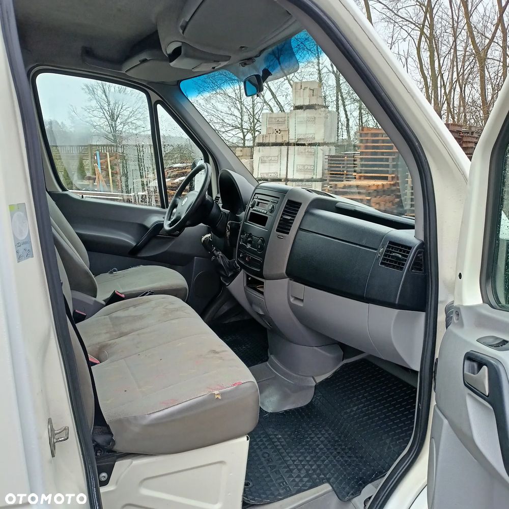 Volkswagen CRAFTER - 9
