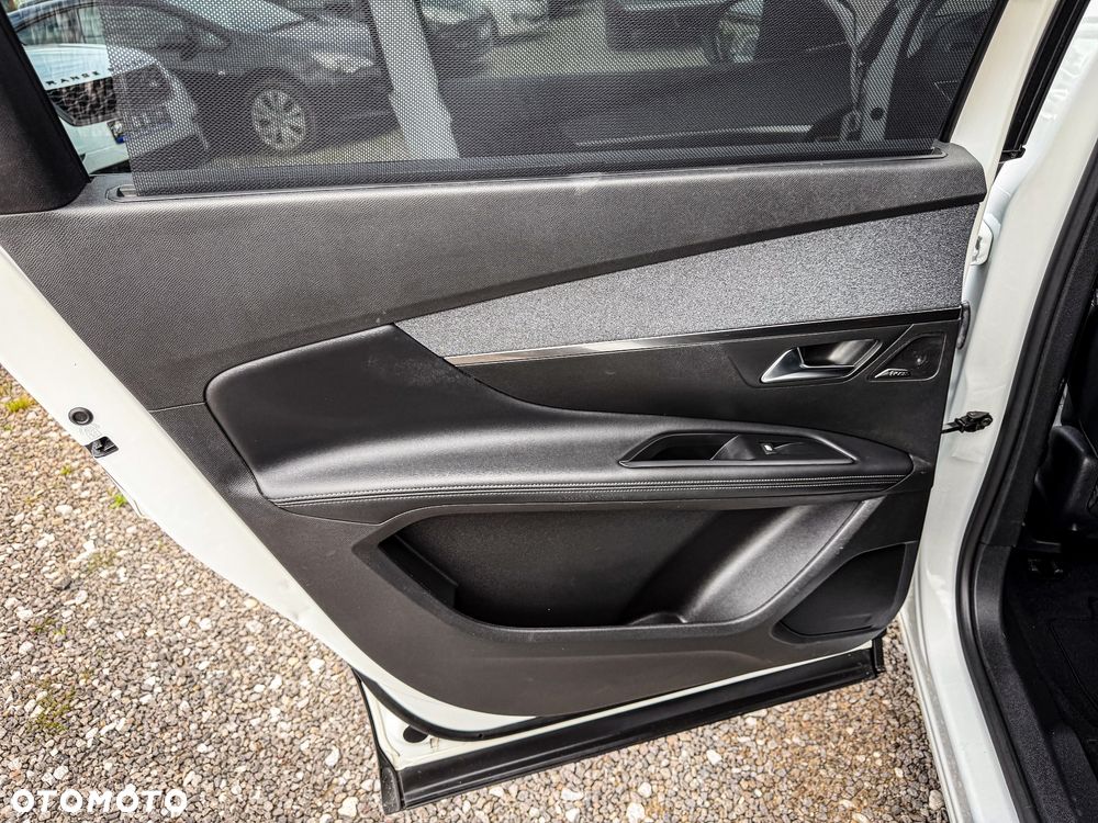 Peugeot 5008 1.5 BlueHDi GT S&S - 27