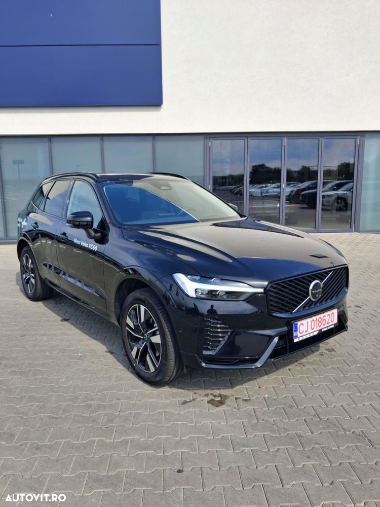 Volvo XC 60 B5 AT AWD MHEV Plus Dark - 3