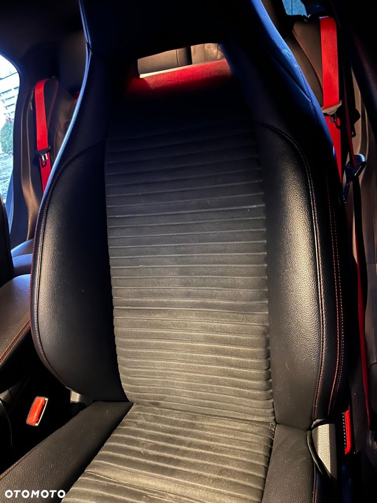 Mercedes-Benz Klasa A 250 AMG Line - 21