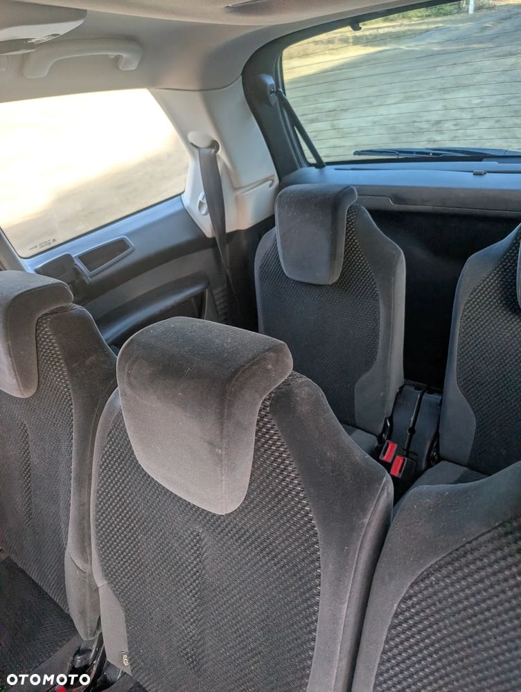 Citroën C4 Grand Picasso 2.0 HDi FAP 7-Sitzer ESG6 Exclusive - 11