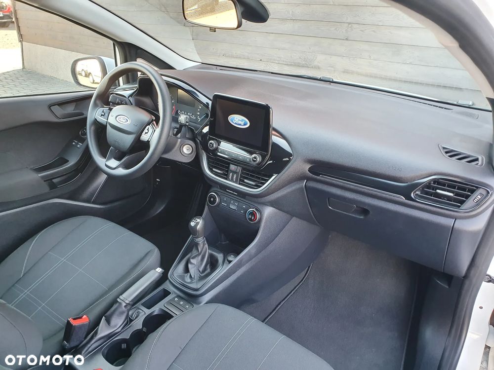 Ford Fiesta - 16