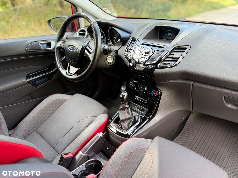 Ford Fiesta 1.0 EcoBoost STart-Stop ST-LINE - 17