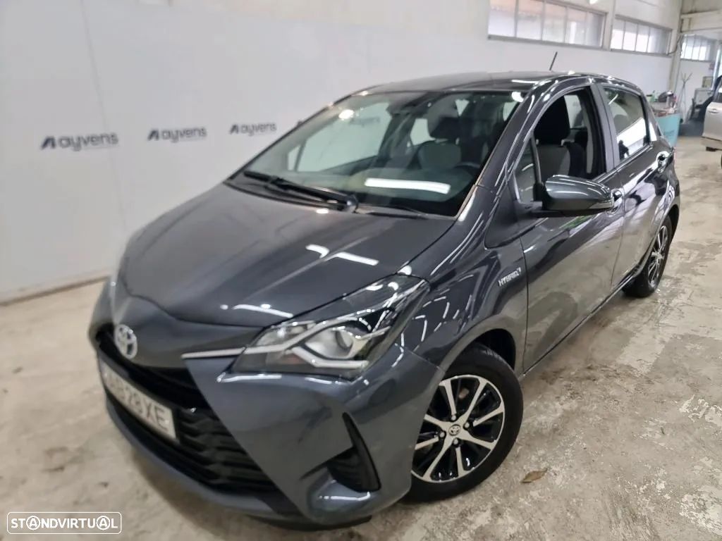 Toyota Yaris 1.5 HSD Comfort - 1