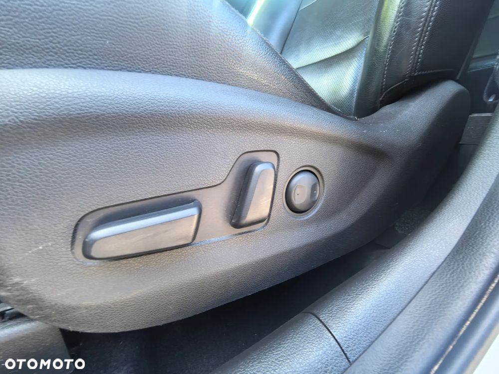 Hyundai Tucson 2.0 CRDI 4WD Premium - 31