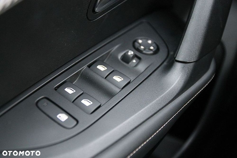 Peugeot 2008 - 26