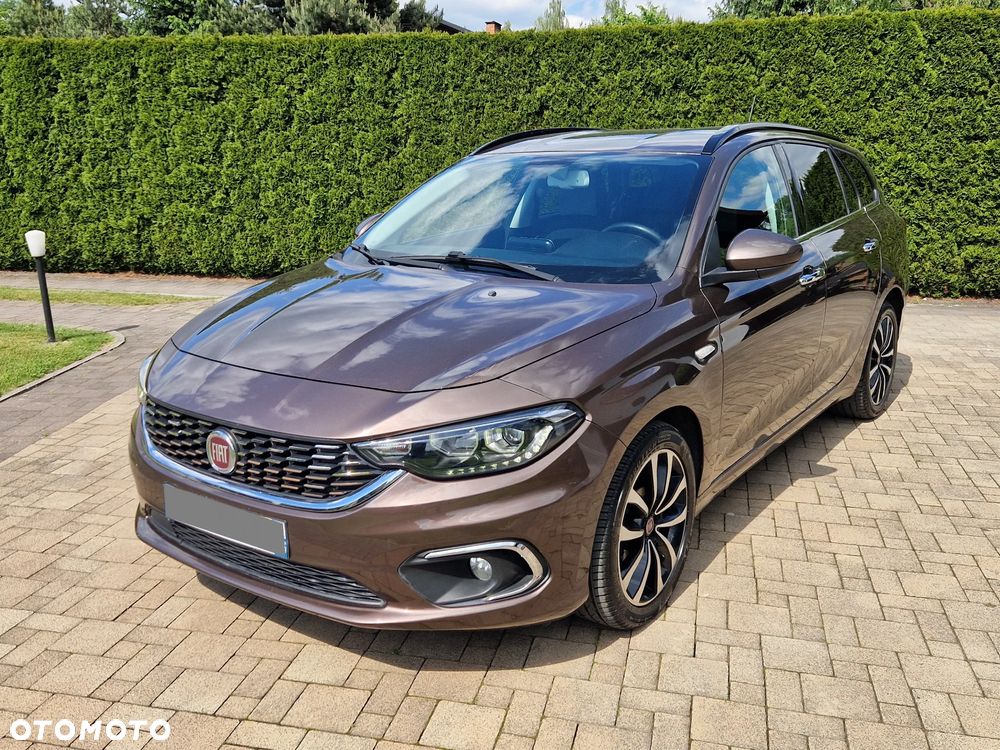 Fiat Tipo 1.6 MultiJet 16v Lounge - 1