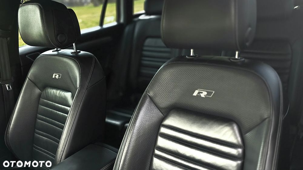 Volkswagen Passat - 23