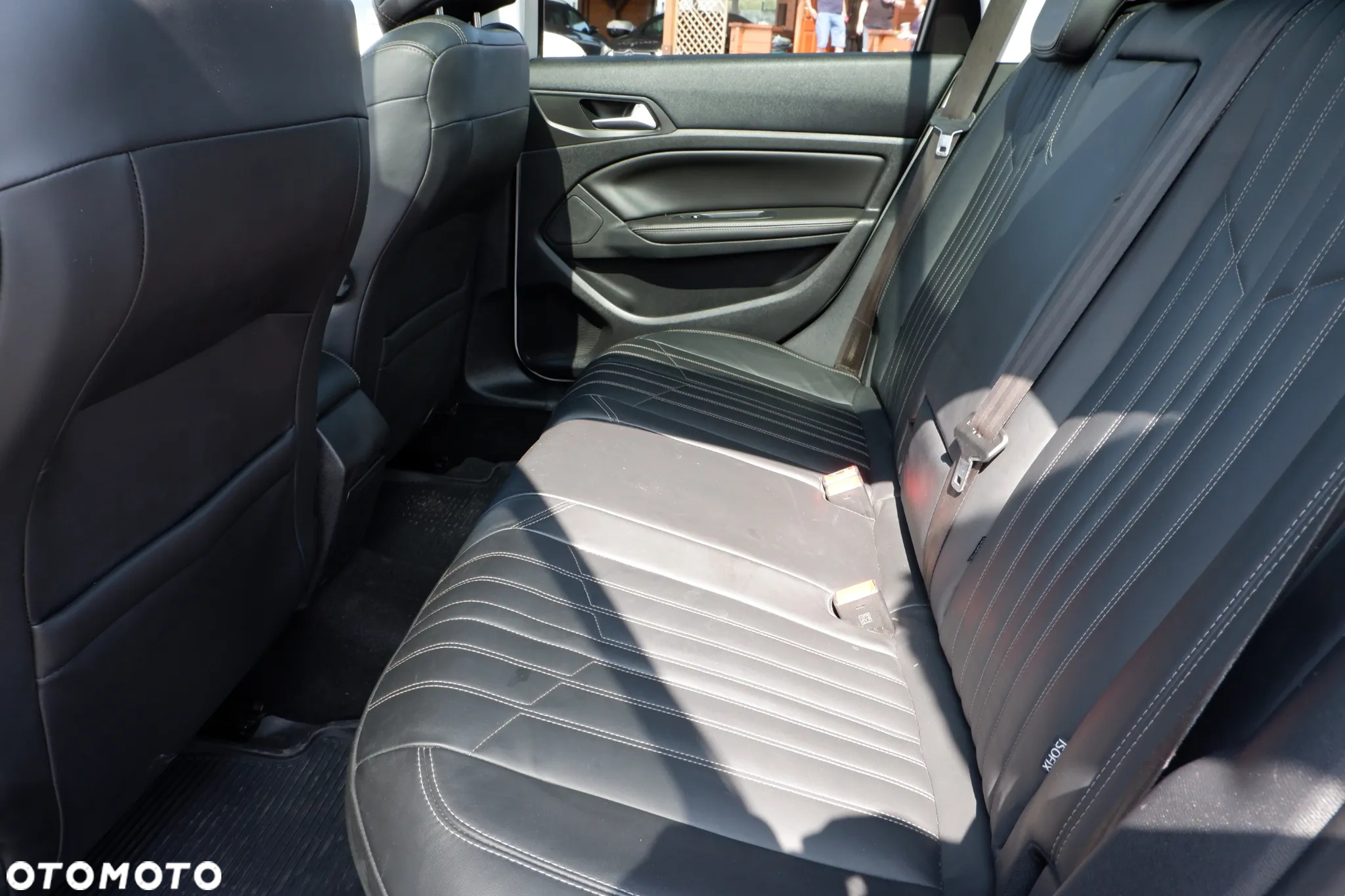 Peugeot 308 SW BlueHDi 150 Automatik Stop & Start Allure - 33