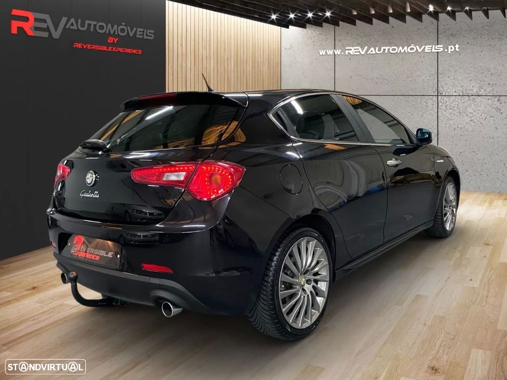 Alfa Romeo Giulietta 2.0 JTDM 16V Turismo - 3