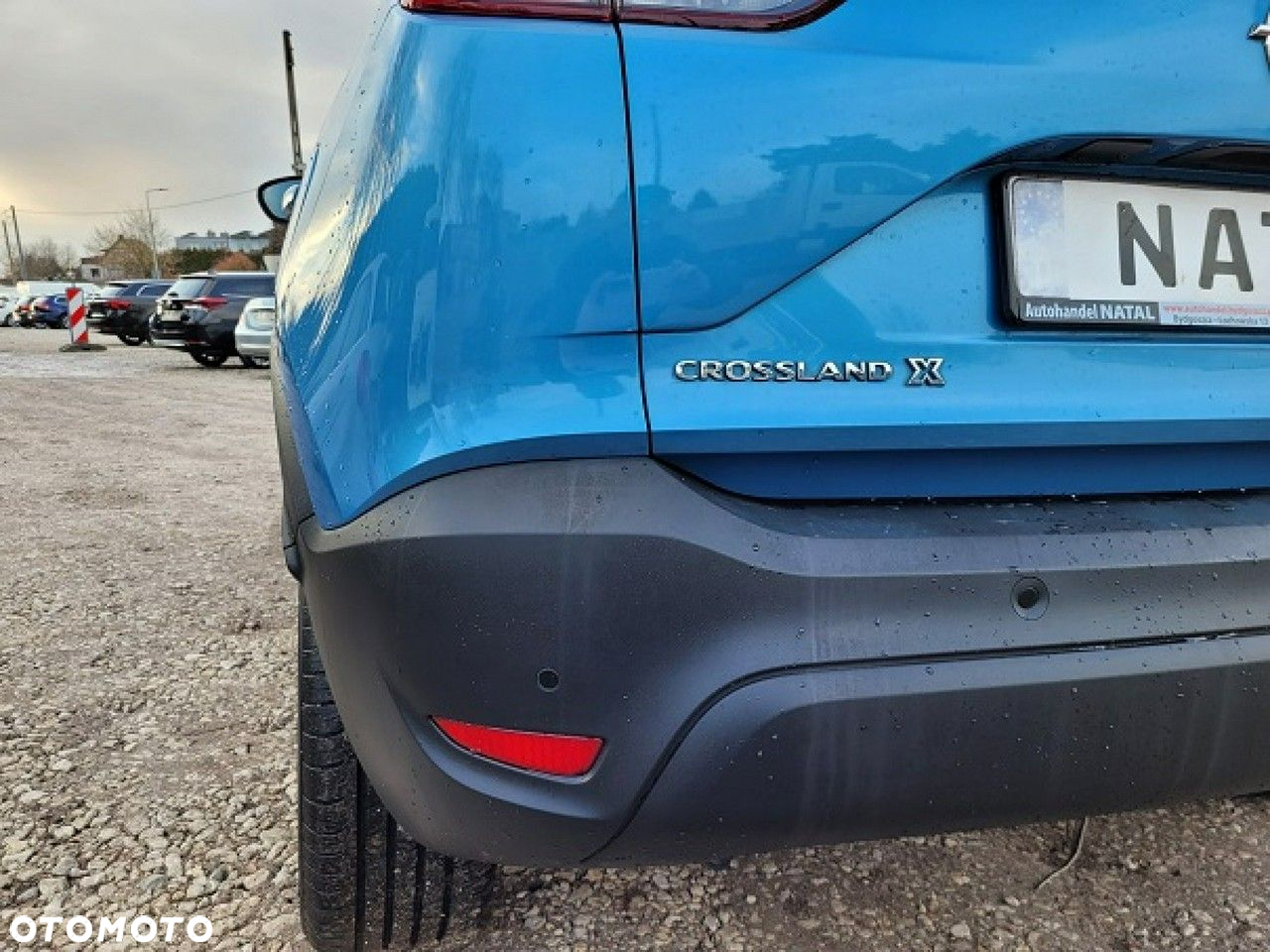 Opel Crossland X - 8