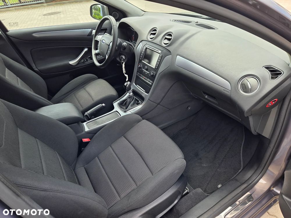 Ford Mondeo 2.0 TDCi Titanium S - 16