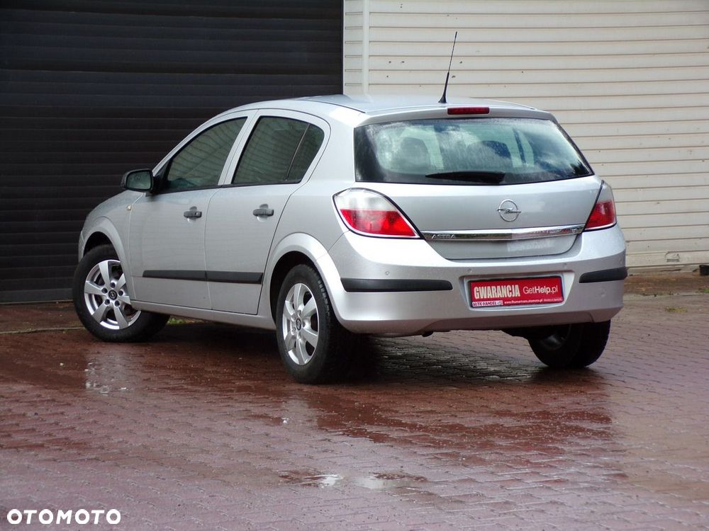 Opel Astra - 14