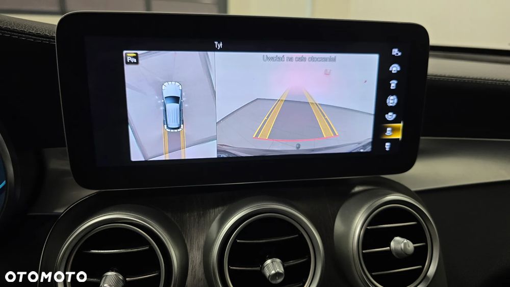 Mercedes-Benz GLC 300 de 4Matic 9G-TRONIC AMG Line Plus - 38