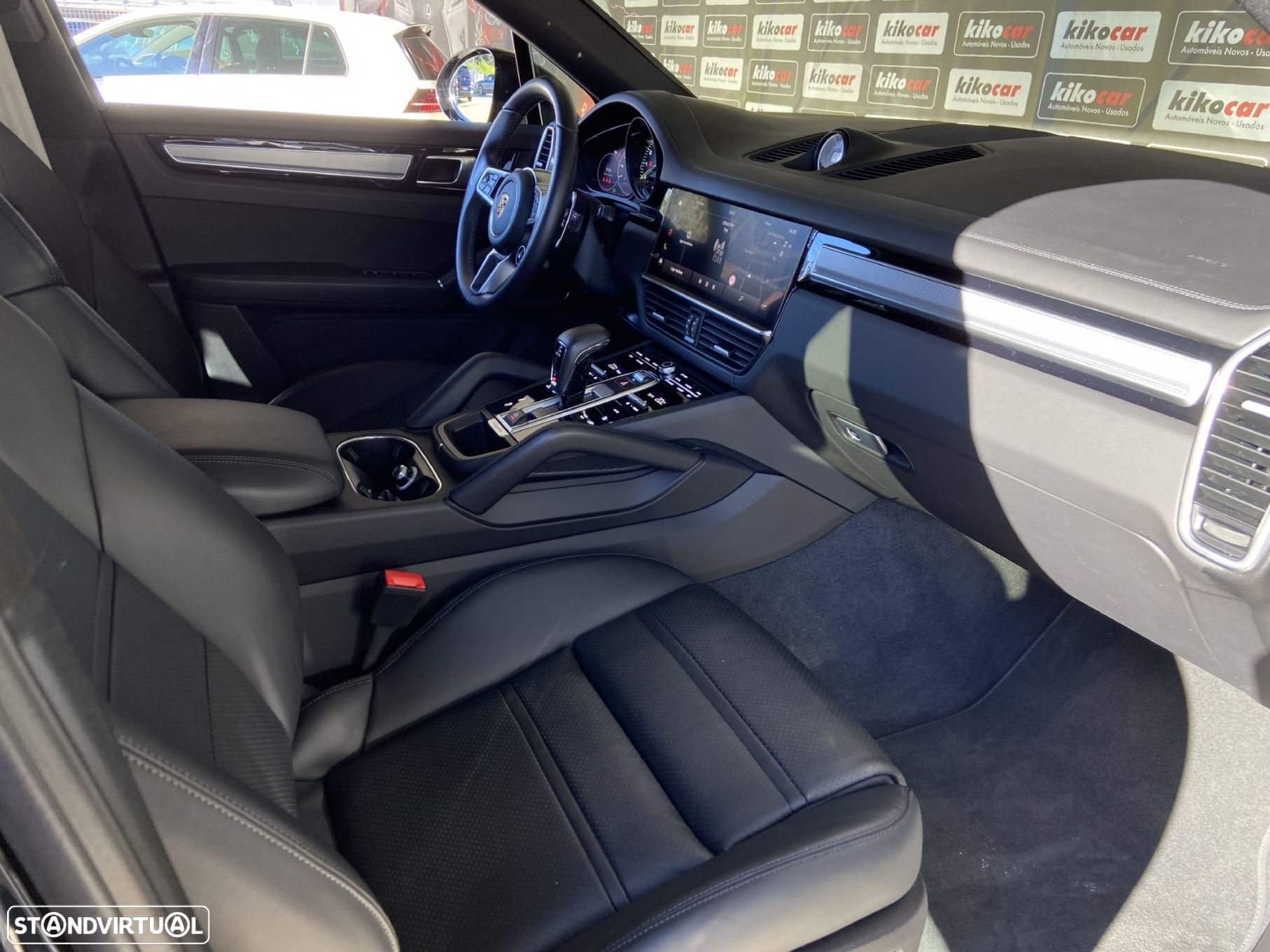 Porsche Cayenne Coupé E-Hybrid Platinum Edition - 50