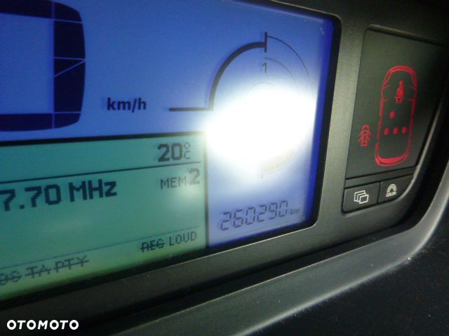 SILNIK CITROEN C4 GRAND PICASSO 2.0 16V RFJ DO ODPALENIA - 18