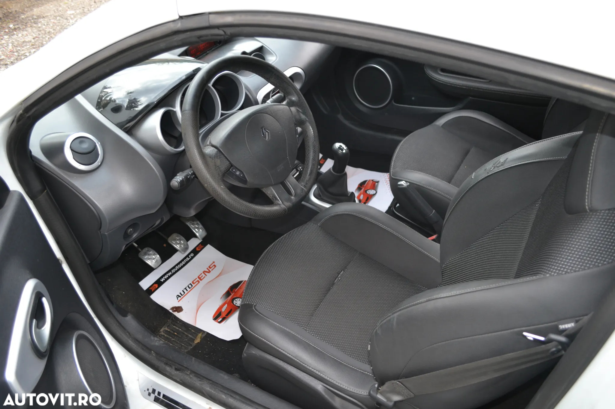 Renault Wind - 14