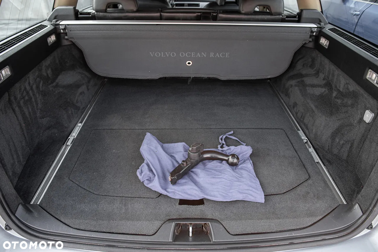 Volvo V70 3.2 AWD Ocean Race - 29