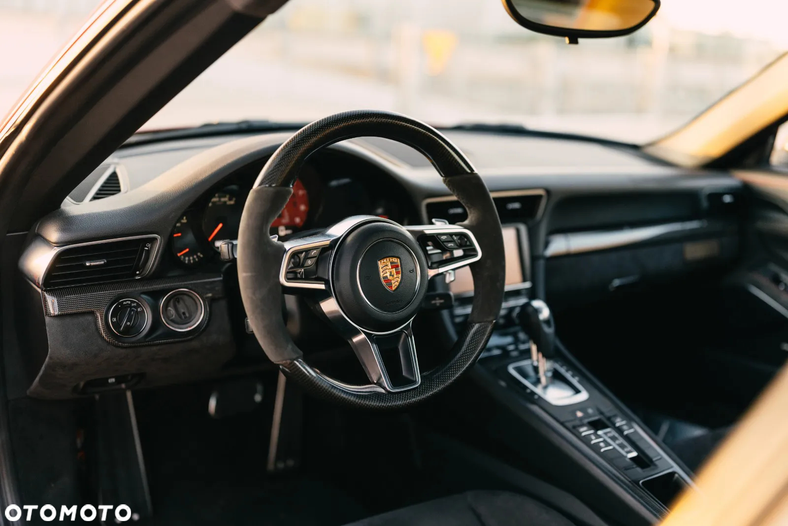 Porsche 911 Carrera S PDK - 24