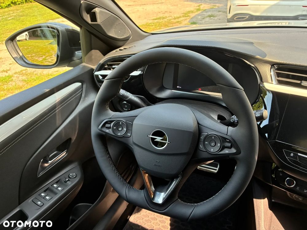 Opel Corsa - 24