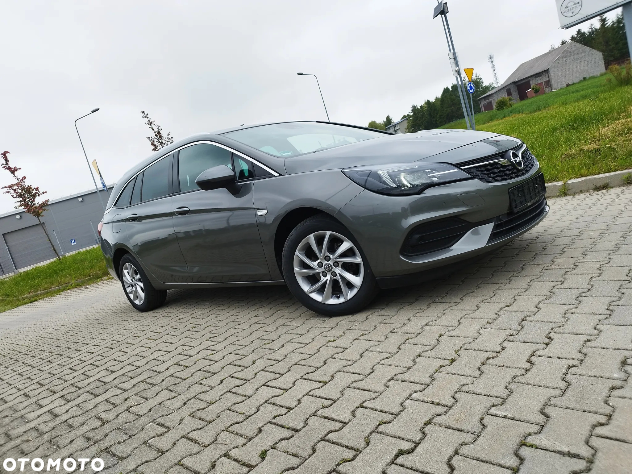 Opel Astra 1.2 Turbo Start/Stop Sports Tourer Edition - 5