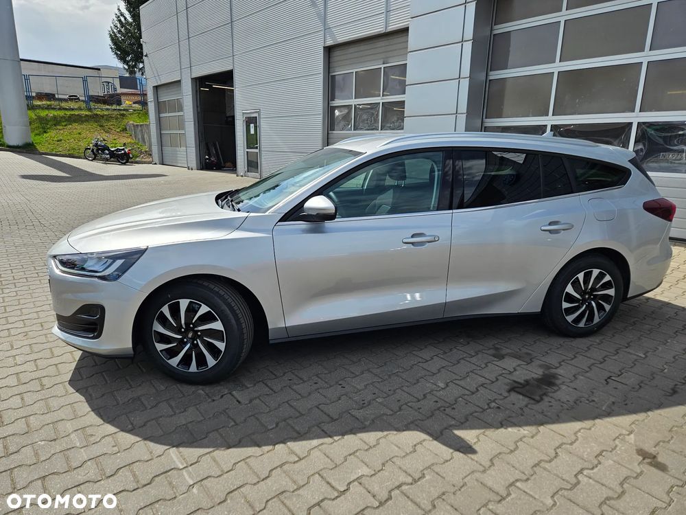 Ford Focus 1.0 EcoBoost Titanium - 3