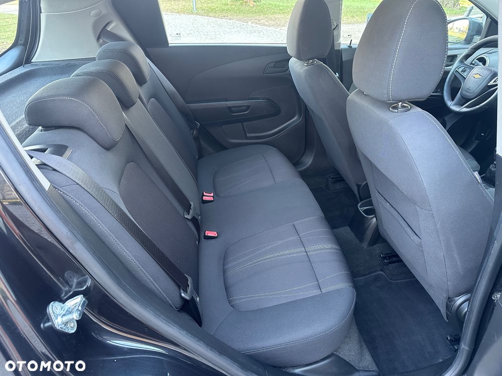 Chevrolet Aveo 1.4 16V Base - 33