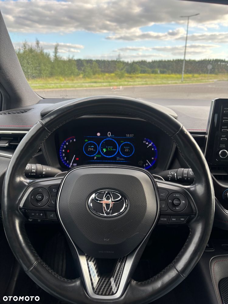 Toyota Corolla 2.0 Hybrid Executive - 17