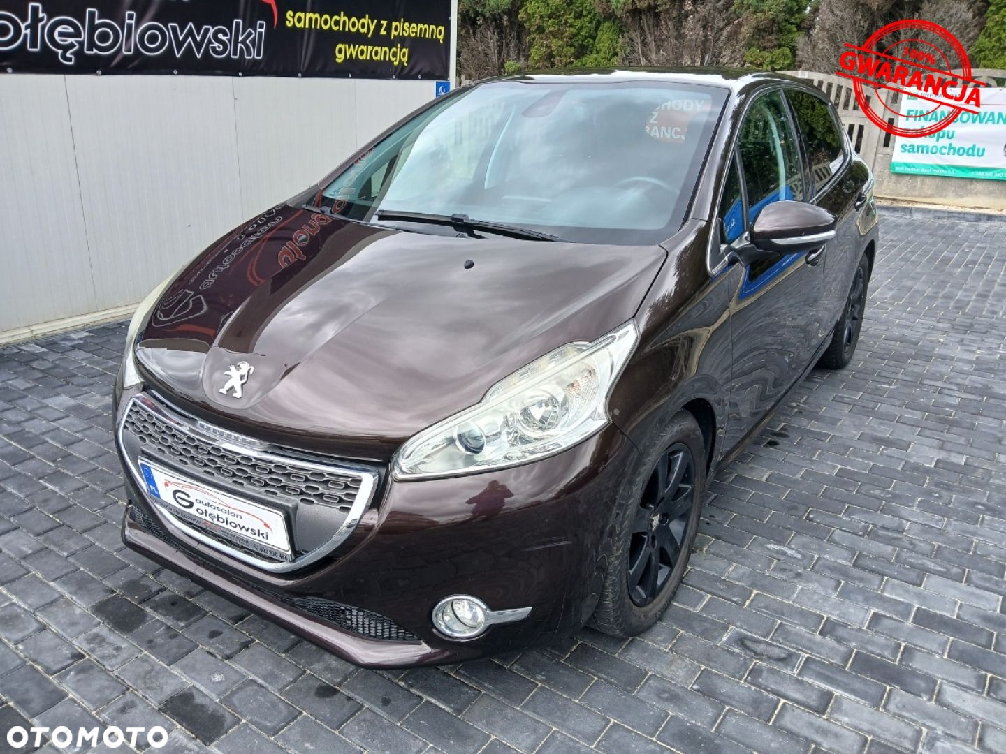 Peugeot 208 - 3
