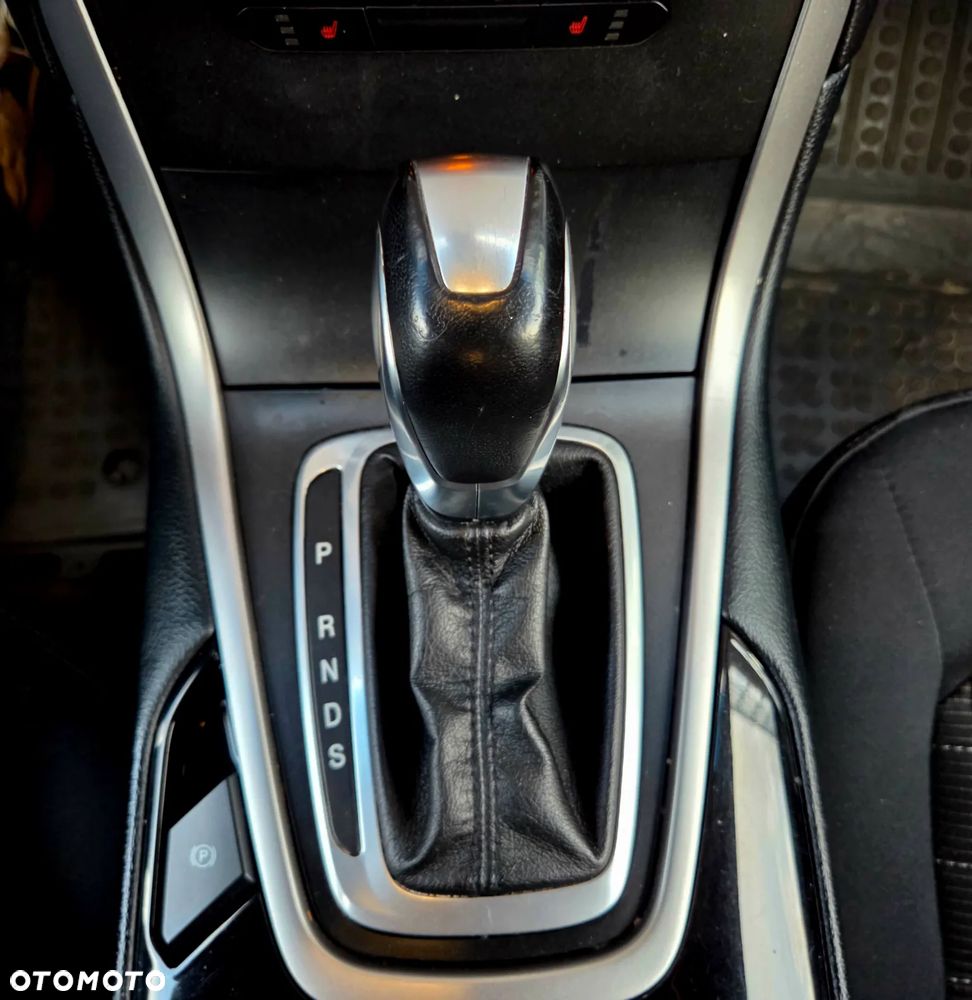 Ford Edge - 19