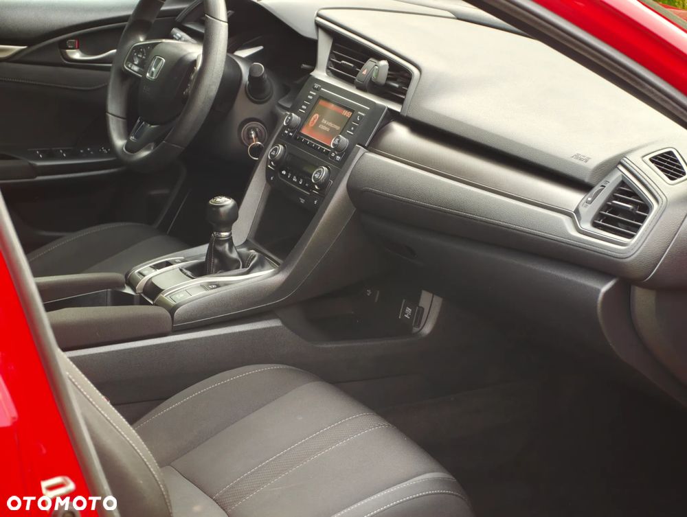 Honda Civic 1.0 i-VTEC Turbo Comfort Sport Line - 33