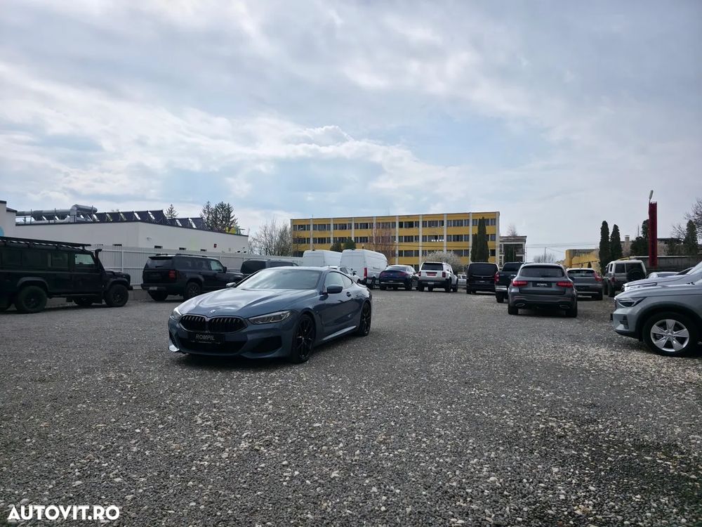 BMW Seria 8 - 22