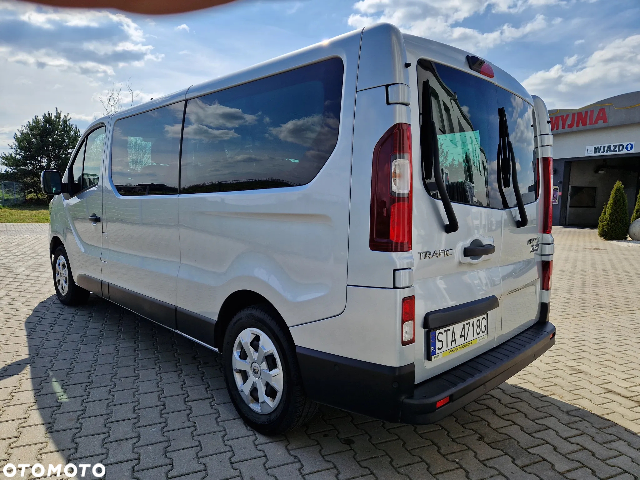 Renault Trafic 2.0 dCi L2H1 HD Extra (bryg.) - 4