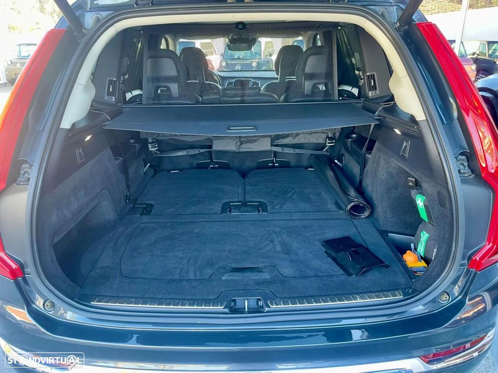 Volvo XC 90 2.0 B5 Inscription AWD - 11