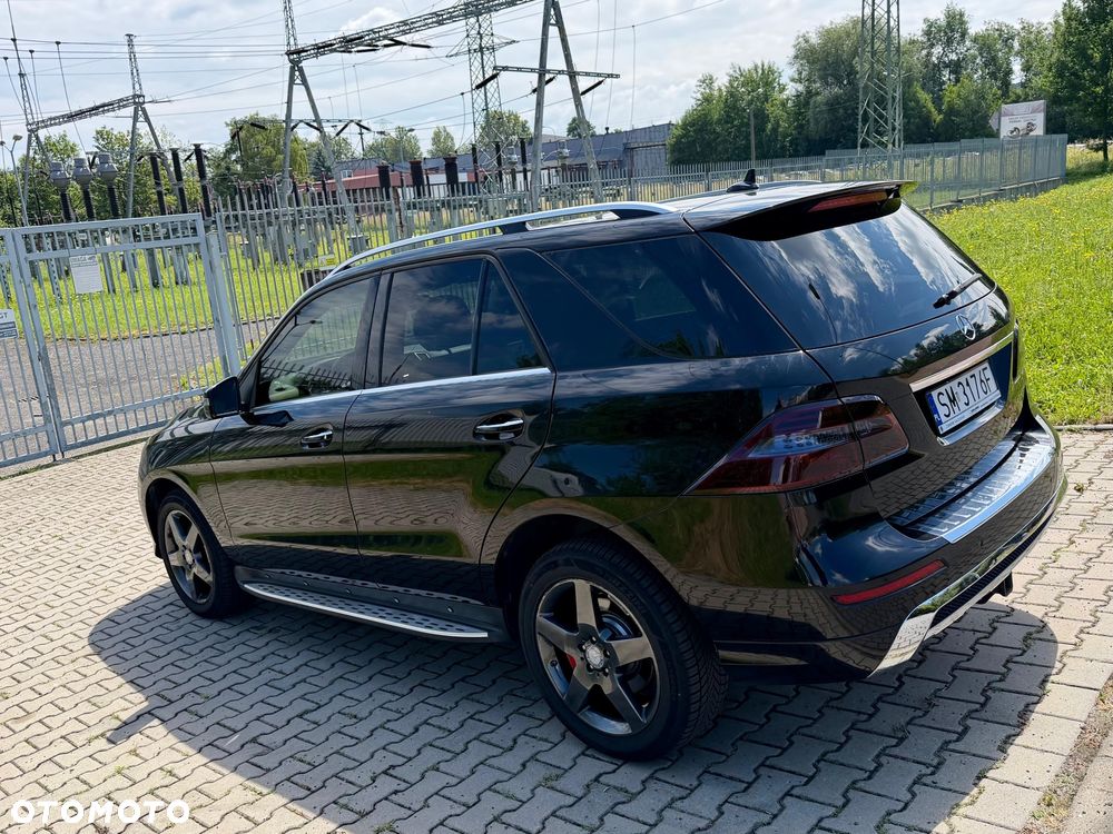 Mercedes-Benz ML 350 BlueEff 4-Matic - 2