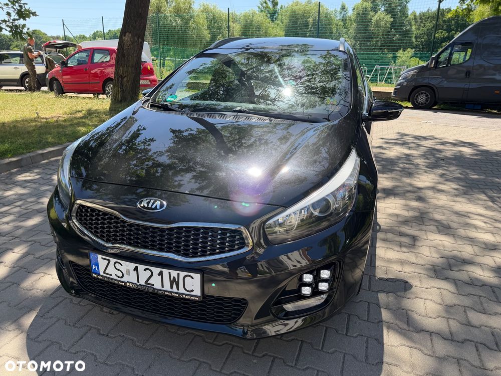 Kia Ceed 1.6 CRDi GT Line - 3