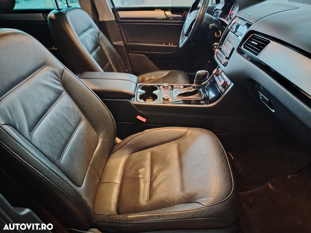 Volkswagen Touareg 3.0 V6 TDI BMT Terrain Tech - 11