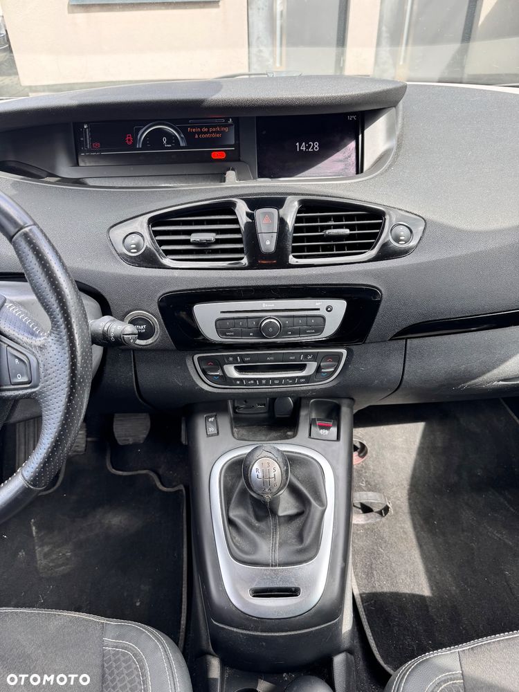 Renault Scenic 1.5 dCi Energy Bose EU6 - 16