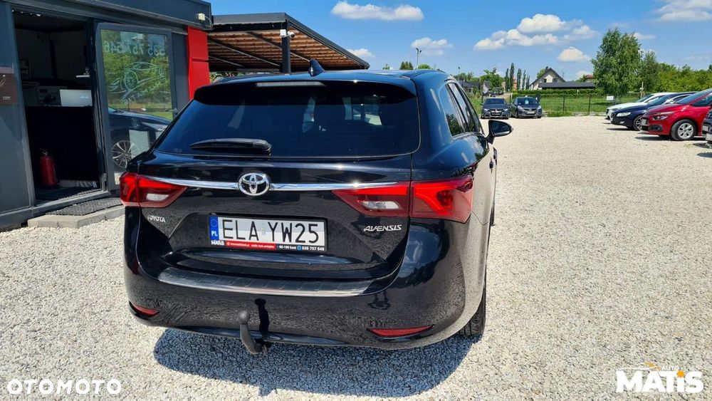 Toyota Avensis - 27