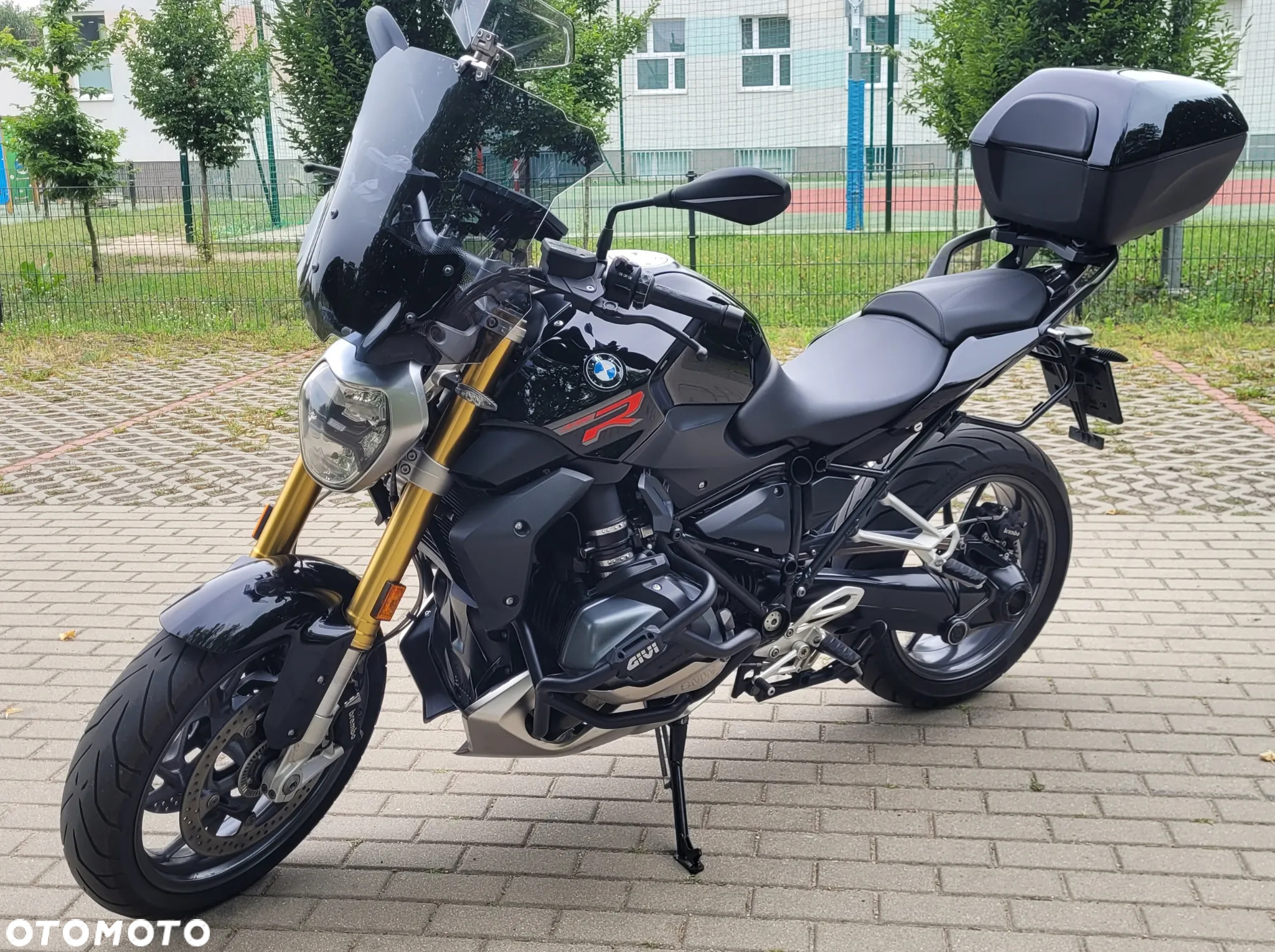 BMW R - 2