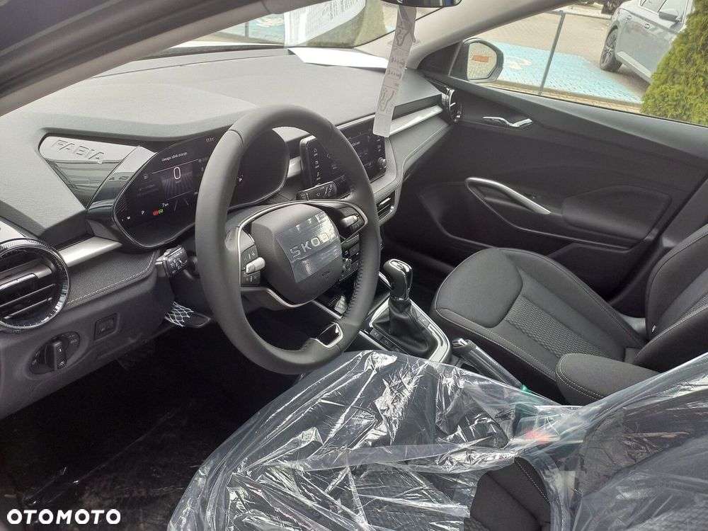 Skoda Fabia 1.0 TSI Drive DSG - 13