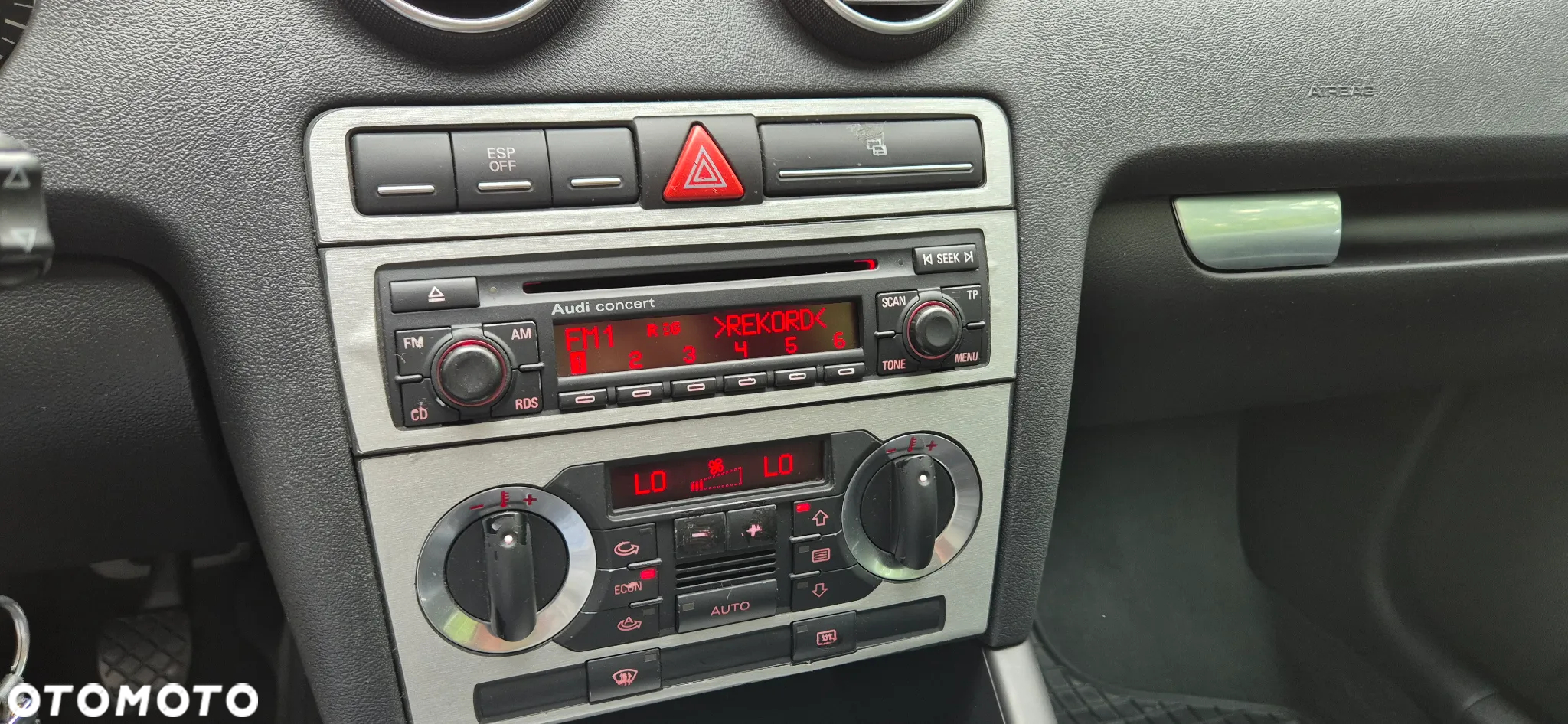 Audi A3 1.6 Attraction - 21