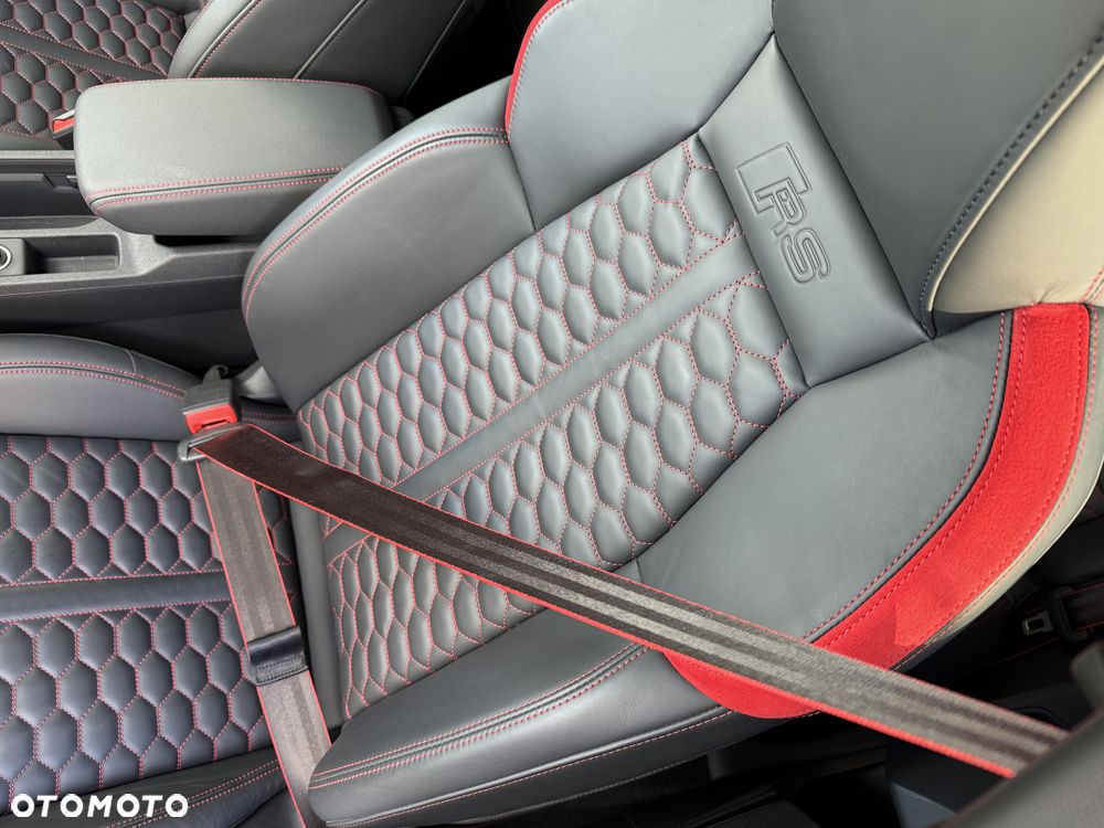 Audi RS3 Limousine TFSI Quattro S tronic - 29