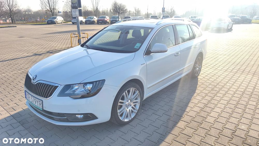Skoda Superb 2.0 TDI Elegance Outdoor DSG - 8