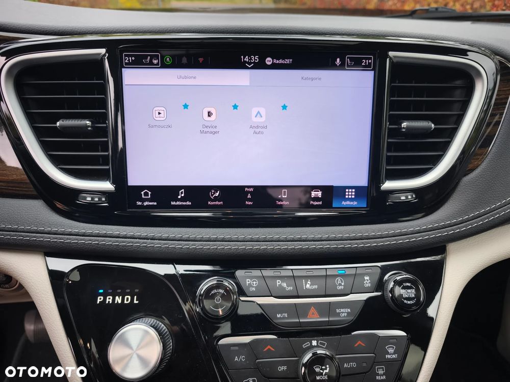 Chrysler Pacifica - 16